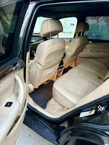 BMW X5-9