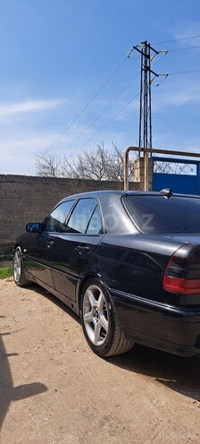 Mercedes C 240 1999, 500,000 km - 2.4 л - Qəbələ