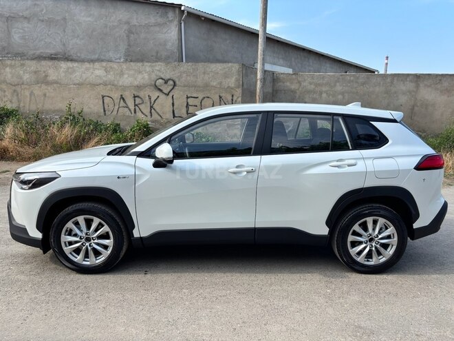 Toyota Corolla Cross 2025, 0 km - 2.0 л - Bakı
