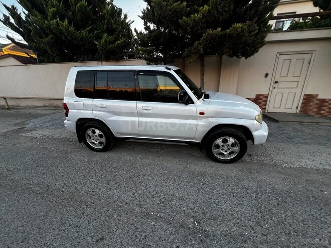 Mitsubishi Pajero io 2001, 240,152 km - 1.8 л - Bakı