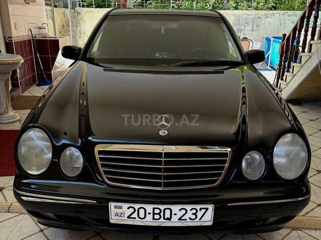 Mercedes E 200 2000, 229,000 km - 2.0 l - Gəncə