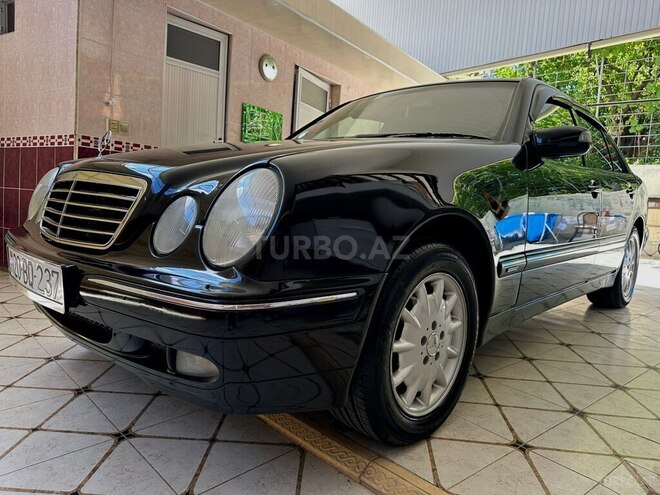 Mercedes E 200 2000, 229,000 km - 2.0 l - Gəncə