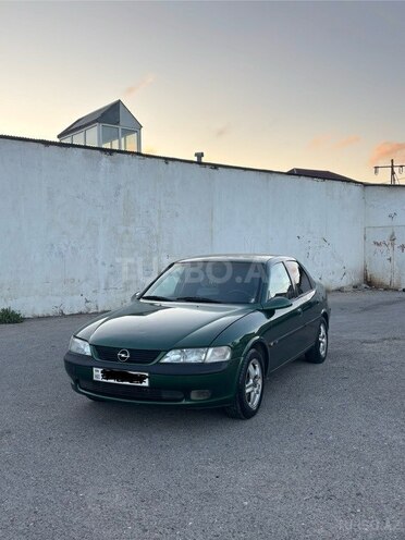 Opel Vectra 1996, 260,000 km - 2.0 л - Bakı