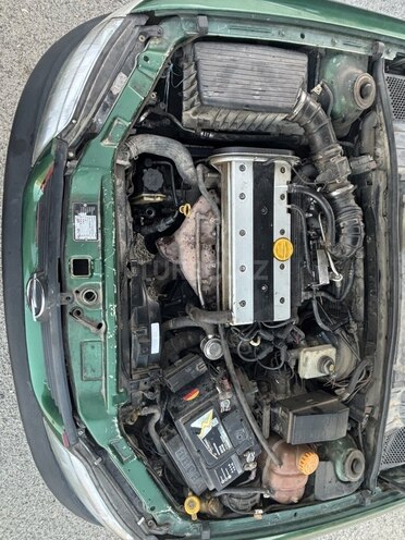 Opel Vectra 1996, 260,000 km - 2.0 л - Bakı
