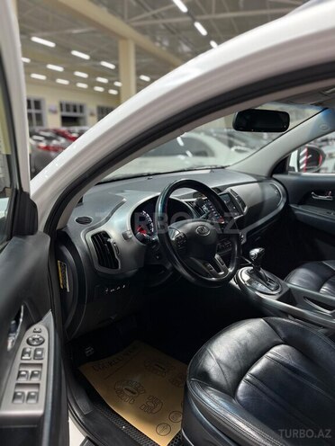 Kia Sportage-13