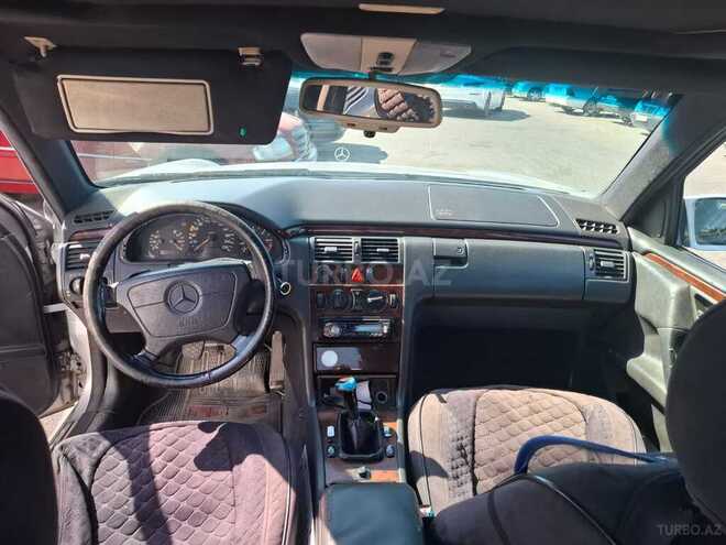 Mercedes E 220 d 1996, 450,000 km - 2.2 l - Kürdəmir