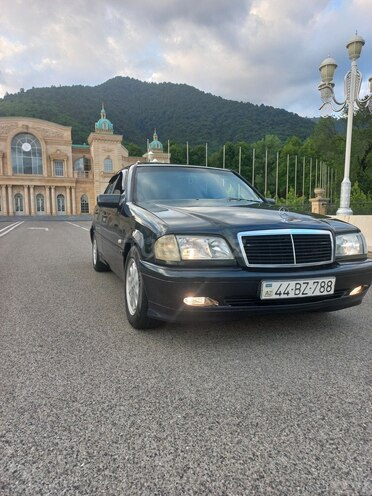Mercedes C 180-2
