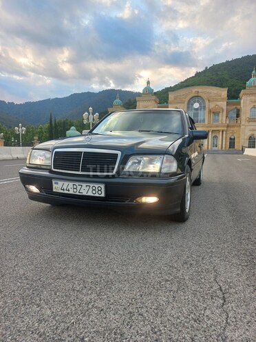 Mercedes C 180-3