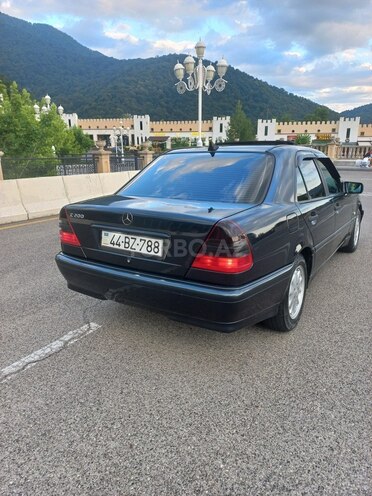 Mercedes C 180-10