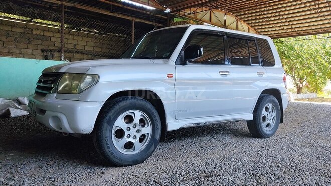 Mitsubishi Pajero io 2001, 189,000 km - 2.0 л - Bakı