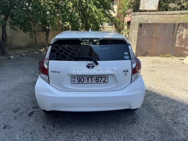 Toyota Aqua 2017, 80,000 km - 1.5 l - Bakı