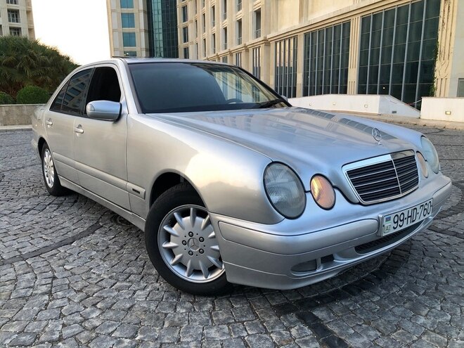 Mercedes E 220 d 1999, 490,000 km - 2.2 л - Bakı