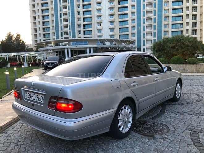Mercedes E 220 d 1999, 490,000 km - 2.2 л - Bakı