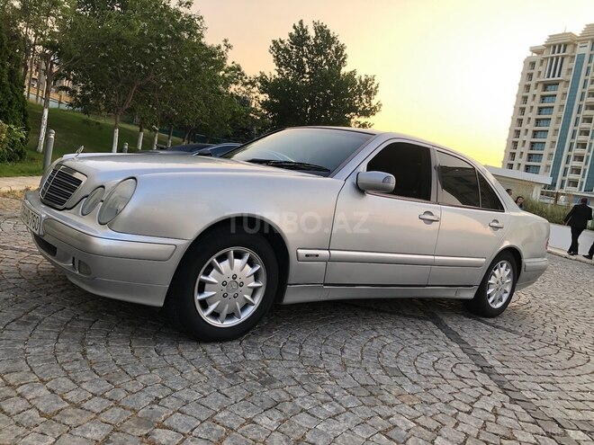 Mercedes E 220 d 1999, 490,000 km - 2.2 л - Bakı