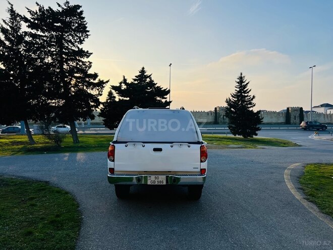 Mitsubishi L200 2008, 731,523 km - 2.5 l - Bakı