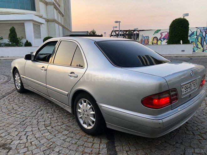Mercedes E 220 d 1999, 490,000 km - 2.2 л - Bakı