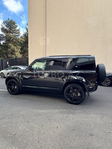 Land Rover Defender-4