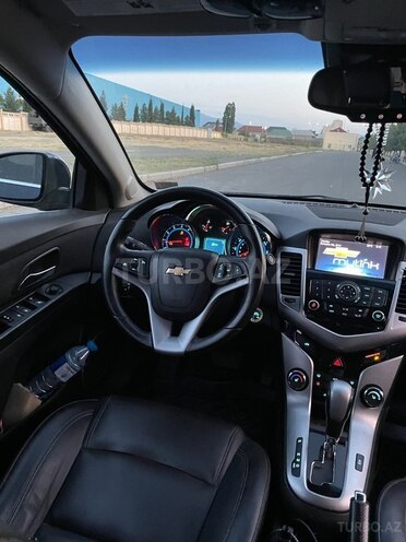 Chevrolet Cruze-8
