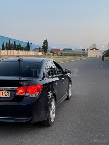 Chevrolet Cruze-6