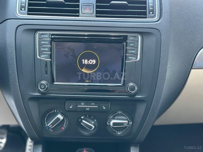 Volkswagen Jetta 2017, 178,334 km - 1.4 l - Bakı
