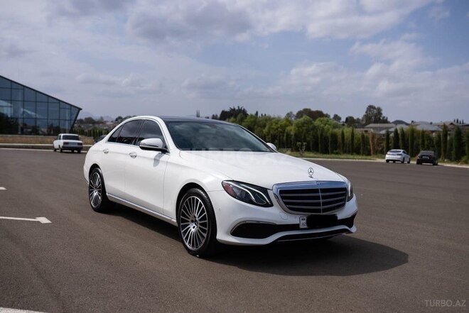 Mercedes E 300 2017, 240,000 km - 2.0 л - Gəncə