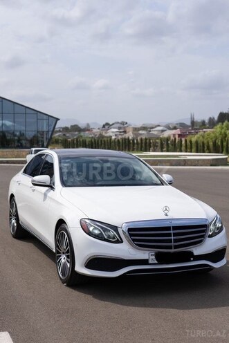 Mercedes E 300 2017, 240,000 km - 2.0 л - Gəncə