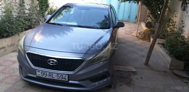 Hyundai Sonata-1