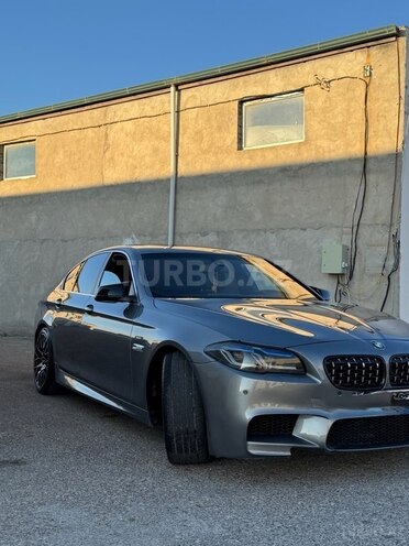 BMW 528-2