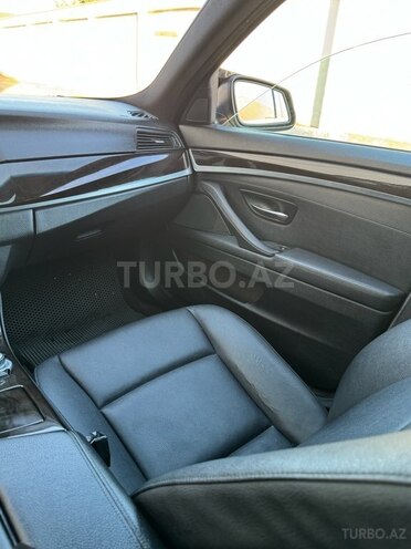 BMW 528-13