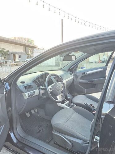 Opel Astra 2007, 330,000 km - 1.3 л - Bakı