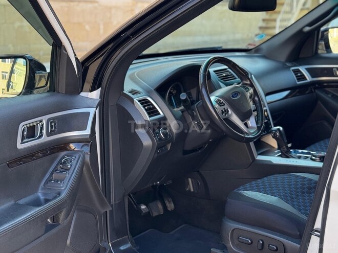 Ford Explorer 2015, 95,000 km - 3.5 l - Bakı