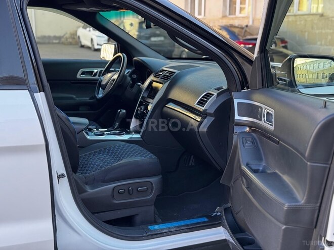 Ford Explorer 2015, 95,000 km - 3.5 l - Bakı