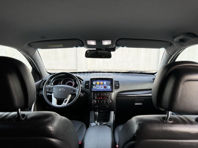 Kia Sorento-14