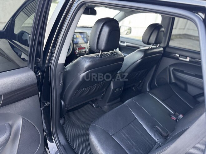 Kia Sorento-16