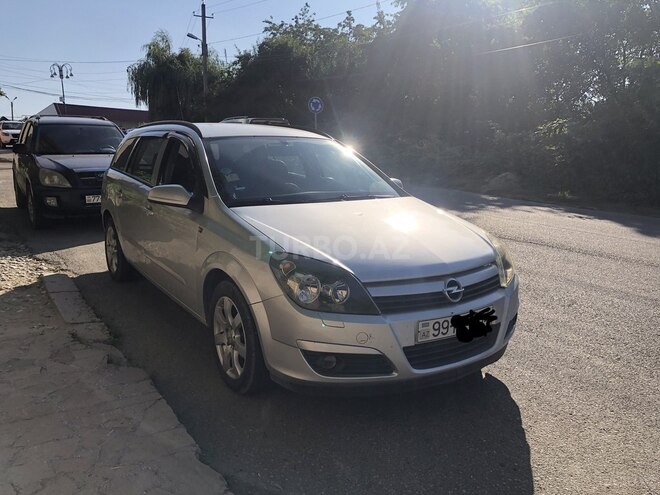 Opel Astra 2005, 298,000 km - 1.4 l - Qusar