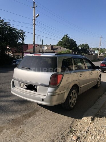 Opel Astra 2005, 298,000 km - 1.4 l - Qusar