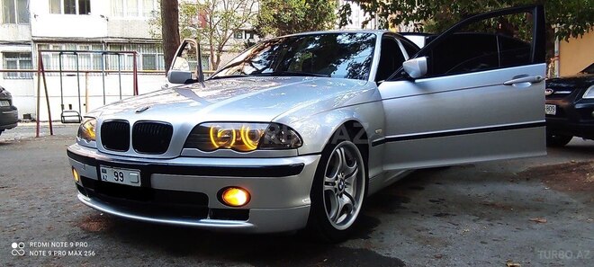 BMW 325 2000, 299,440 km - 2.5 l - Bakı