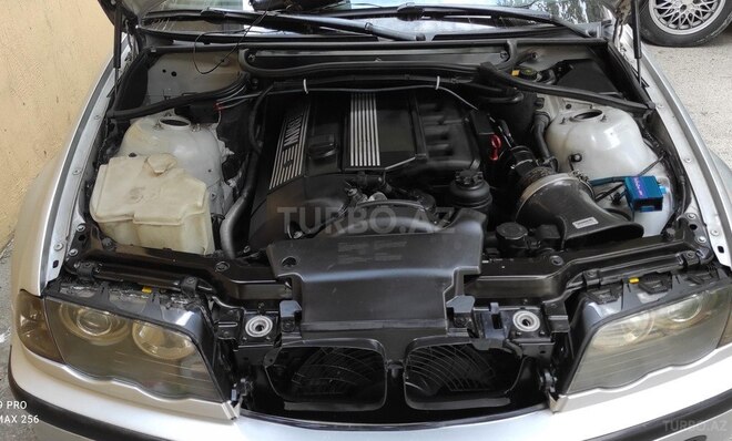 BMW 325 2000, 299,440 km - 2.5 l - Bakı