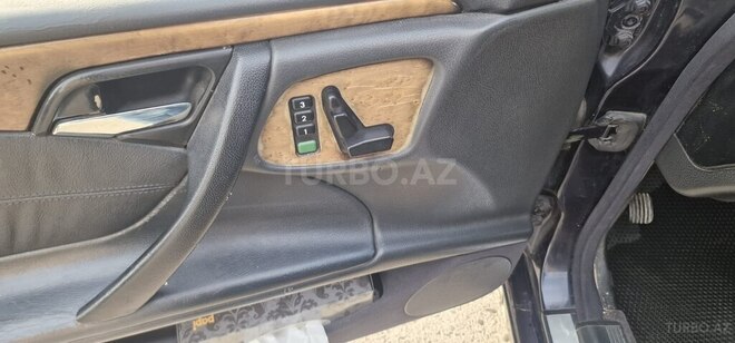 Mercedes E 270 2001, 344,000 km - 2.7 l - Sumqayıt