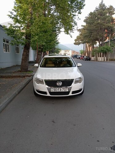 Volkswagen Passat 2008, 258,423 km - 2.0 l - Zaqatala