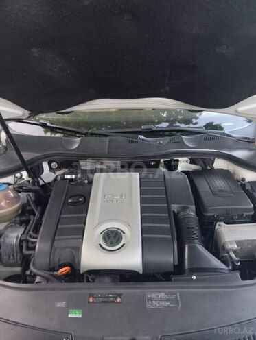 Volkswagen Passat 2008, 258,423 km - 2.0 l - Zaqatala