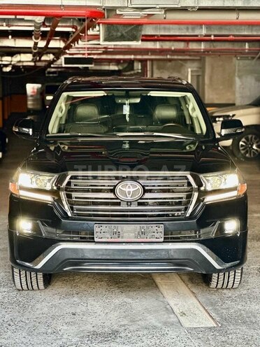 Toyota Land Cruiser-3