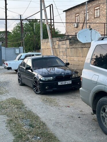 BMW 320-2