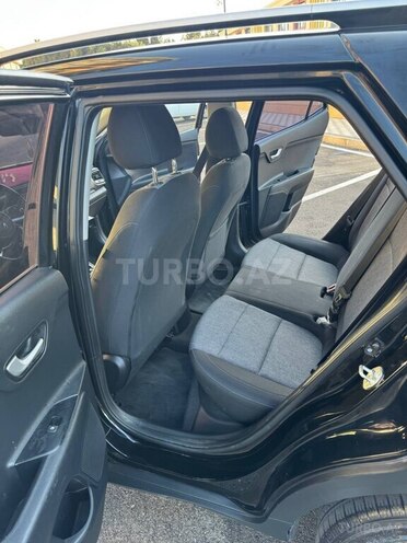 Kia Stonic-10