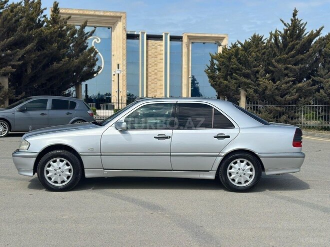 Mercedes C 180 1999, 300,000 km - 1.8 л - Bakı