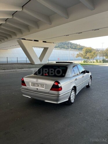 Mercedes C 180 1999, 300,000 km - 1.8 л - Bakı