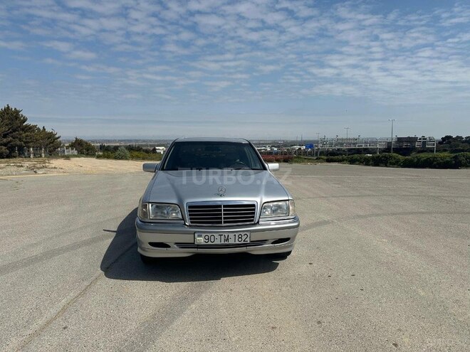 Mercedes C 180 1999, 300,000 km - 1.8 л - Bakı