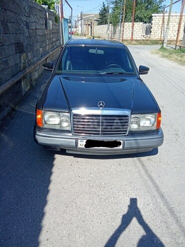 Mercedes E 220 1993, 622,000 km - 2.2 л - Bakı