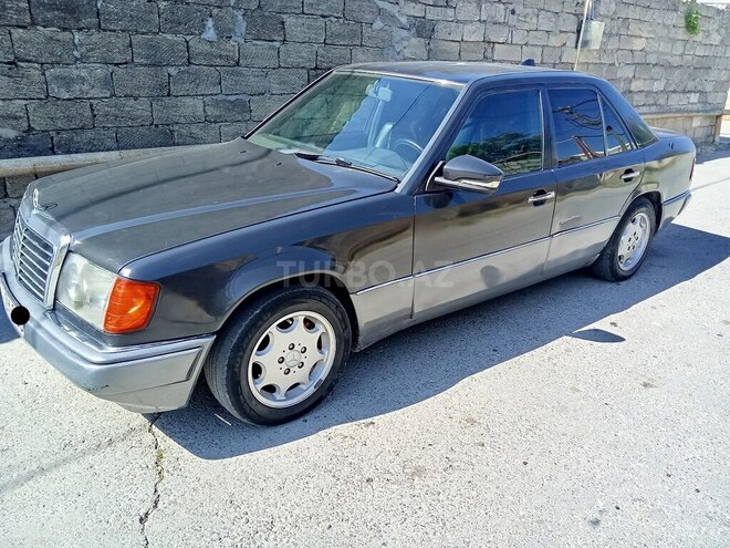 Mercedes E 220 1993, 622,000 km - 2.2 л - Bakı