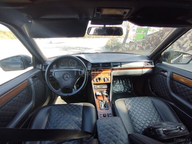 Mercedes E 220 1993, 622,000 km - 2.2 л - Bakı